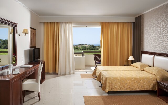 Olympia Golden Beach & Spa
