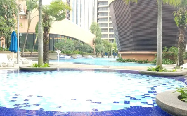 SM service suite Times Square