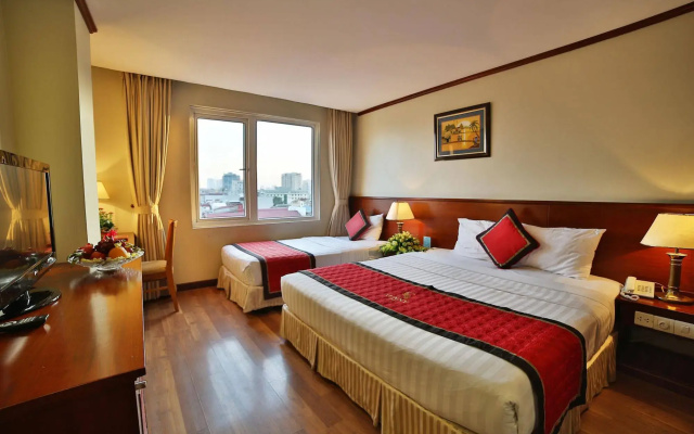 Sunny 3 Hotel