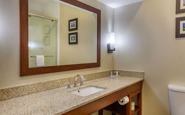 Comfort Suites Raleigh Walnut Creek