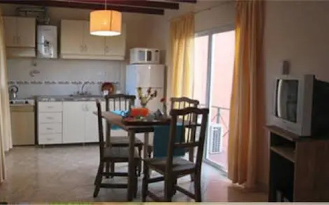 Life Apart Hotel