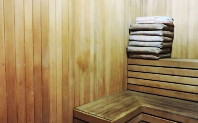 Mosa Court Suites