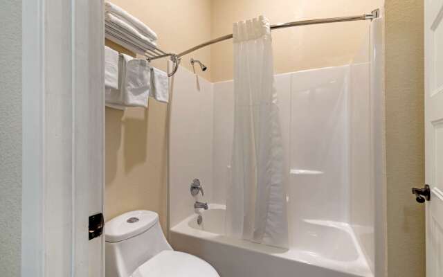 Quality Inn & Suites