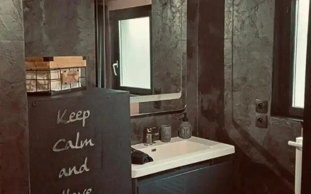 Lover's room 48
