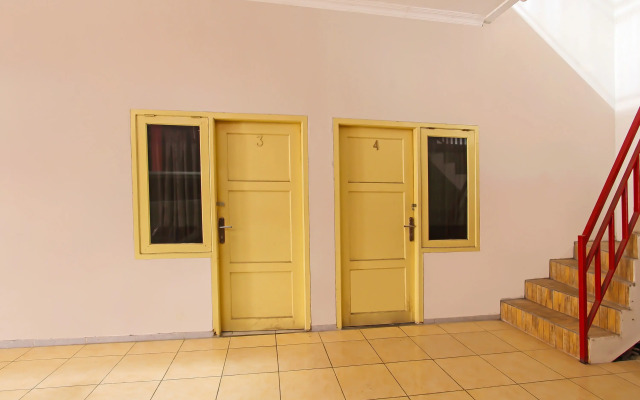 OYO 3060 Al Fatih Guest House Syariah