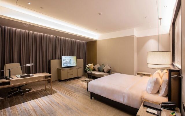 Golden Eagle Summit Hotel Nanjing China