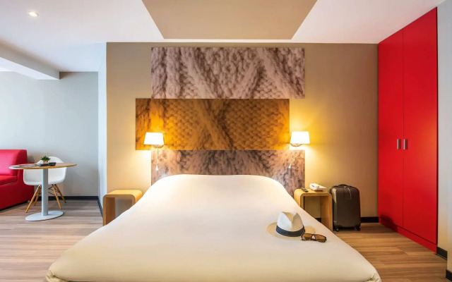 ibis Nuits Saint Georges