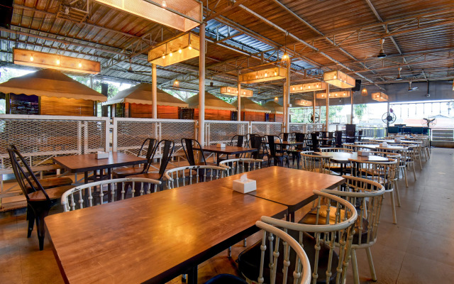 Townhouse Balewadi Stadium Pune Formerly Hotel Sarovar