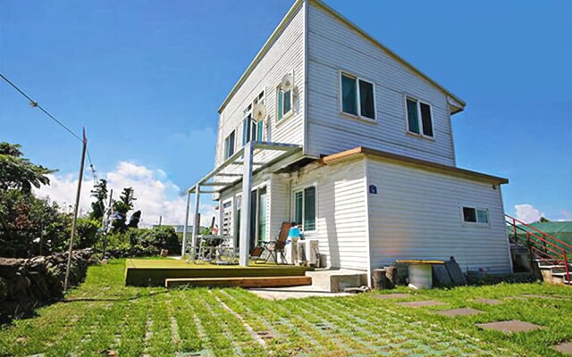 Jejujiu House Pension