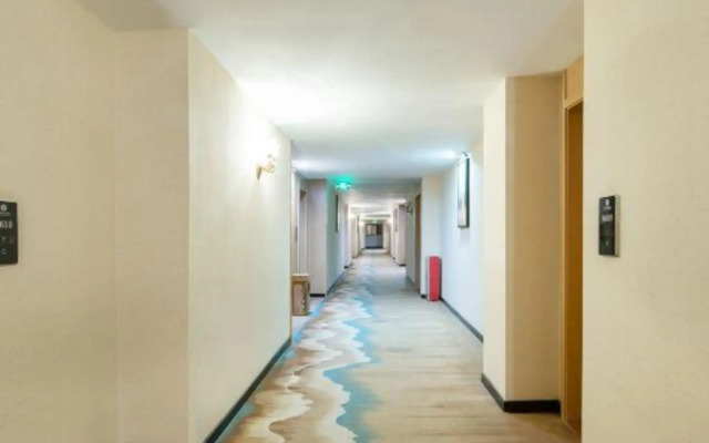 Xinle Business Hotel (Guangzhou Xintang Plaza Cowboy City Branch)