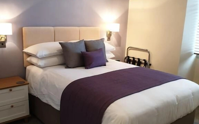 Compston House B&B - Adults Only