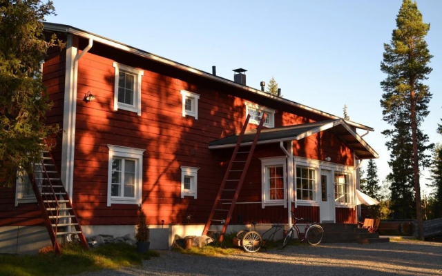Wilderness Hotel Papin Talo