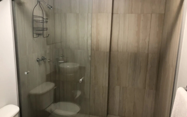 Grupo Kings Suites Horacio