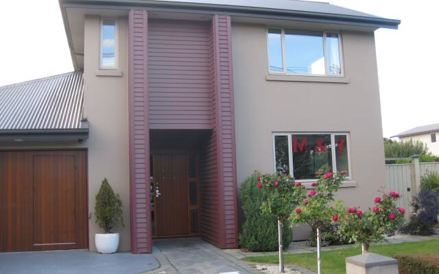 M&Y Guest House (Christchurch Airport)