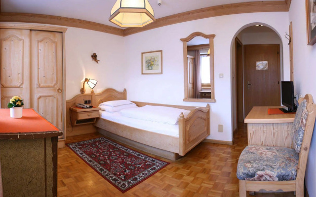 Hotel Dolomiti Madonna