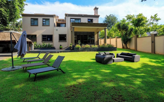 Adinkra Boutique Hotel