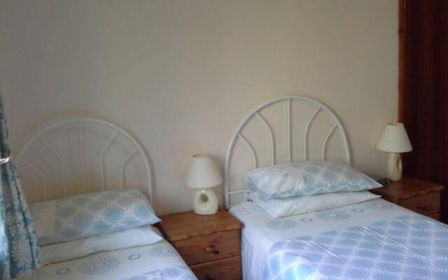 Sandown Apartment