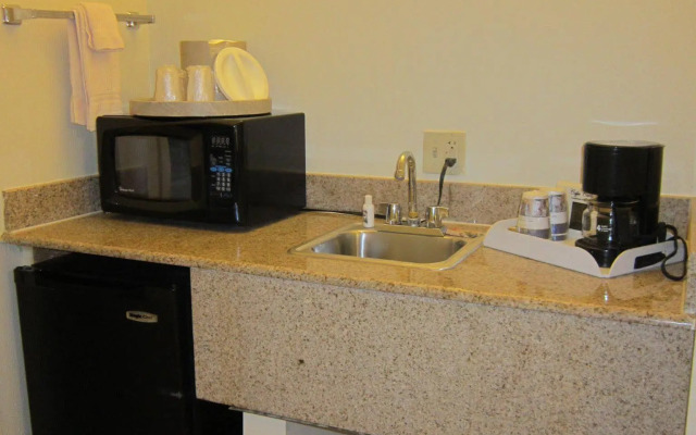 Quality Inn Jacksonville - Orange Park near Naval Air Station