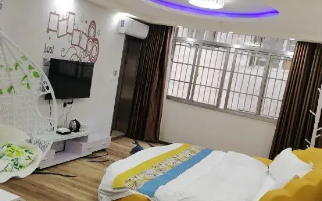 Nayong Shengshi Theme Hotel