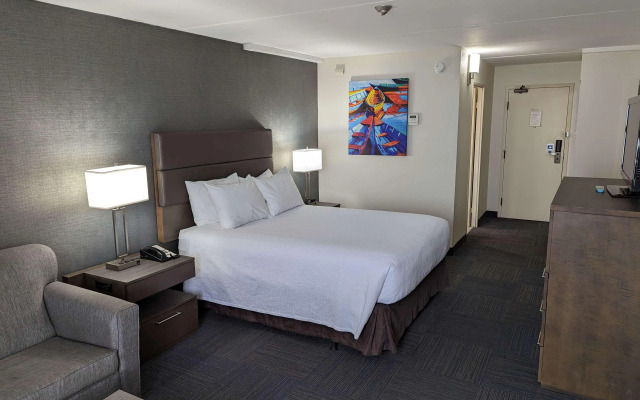 Best Western Plus Toronto Airport Hotel