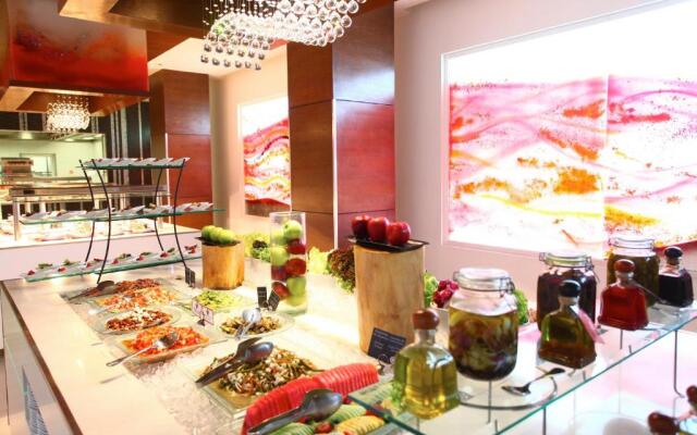 Sandos Cancún All Inclusive - Adults Only
