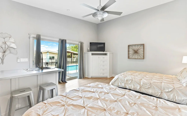 Luxury Home W/pool, Grill/bar, &movieroom