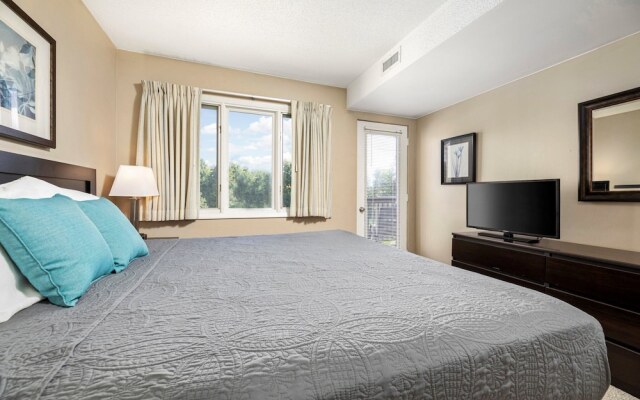 2BDR Loft Suite Golf Course Condo 5549