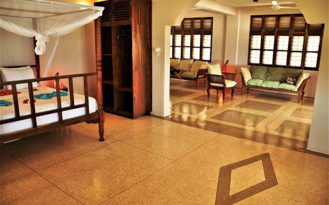 Alibi's Well Villa