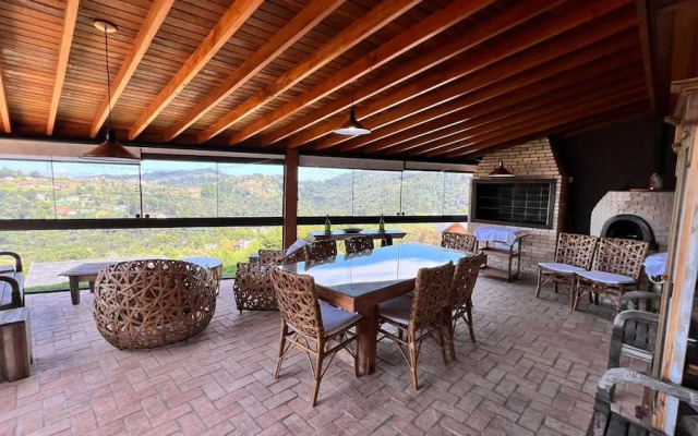 Campos do Jordão - 1km do centro do Capivari