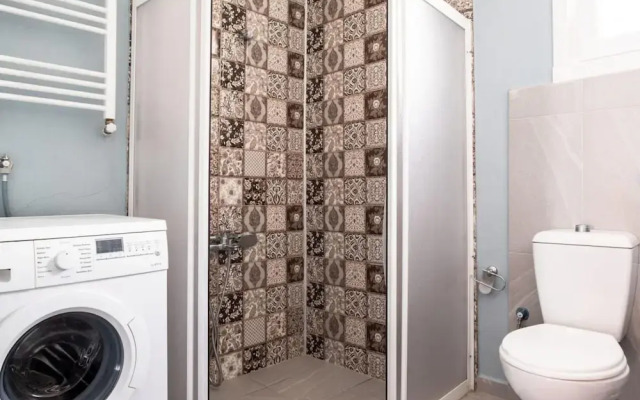 Charming Flat Near Bagdat Street in Kadikoy
