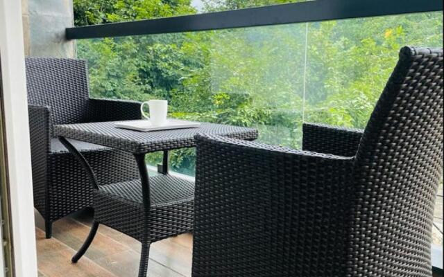 Royal Ace Boutique Hotel