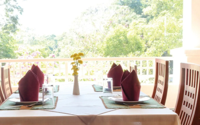 Natural Wellness Resort & Spa Chiang Mai