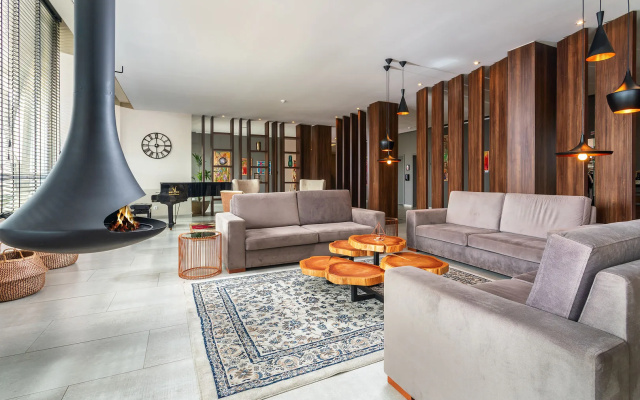 AP Maria Nova Lounge - Adults Friendly