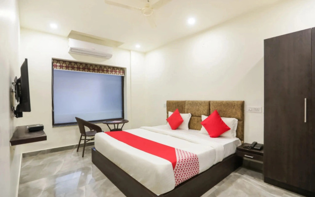 Hotel Krishna By Oyo Room