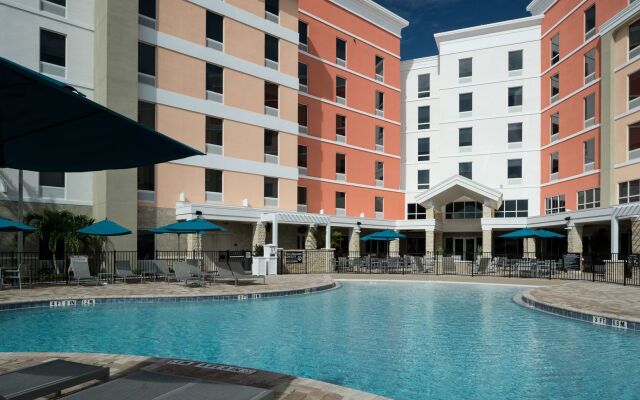 Home2 Suites by Hilton Cape Canaveral Cruise Port, FL