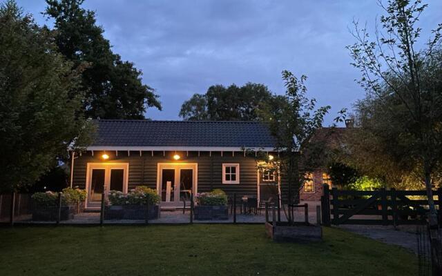 Flora’s B&B