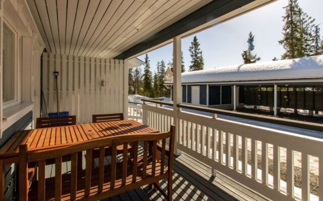 Ruka snow & sun 1