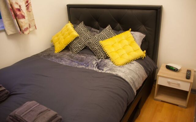Central Canterbury Apartment