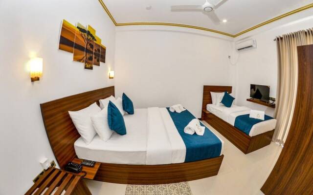 Negombo New Queen's Palace