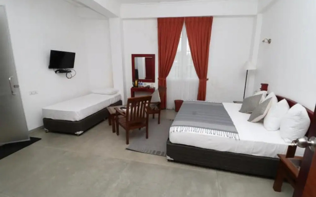 OYO 122 Glenloch Tea Factory Hotel