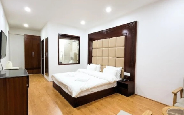 Hotel The Kaiser Palace