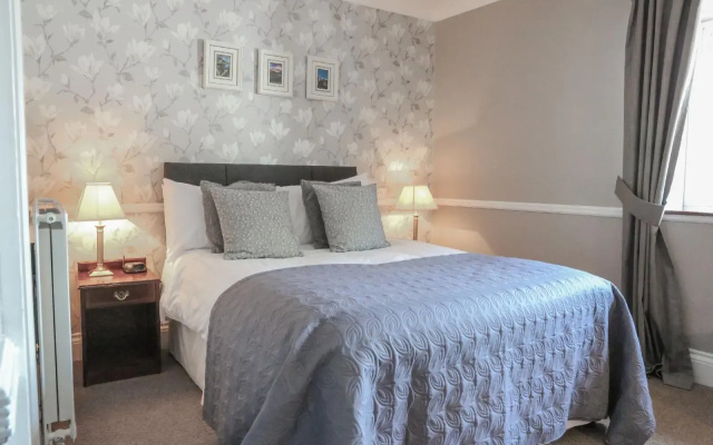 Llechwen Hall Hotel