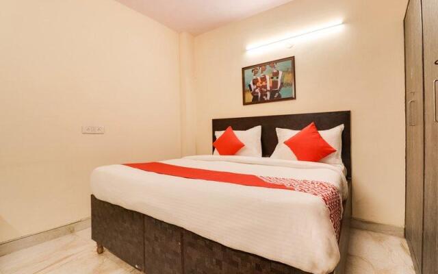 OYO 65500 Rohini Inn