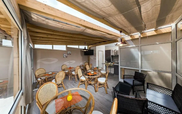 Ariston Suite