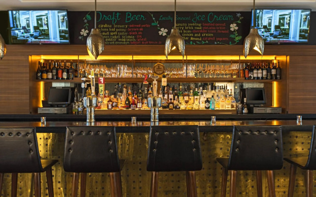 Renaissance Raleigh North Hills Hotel