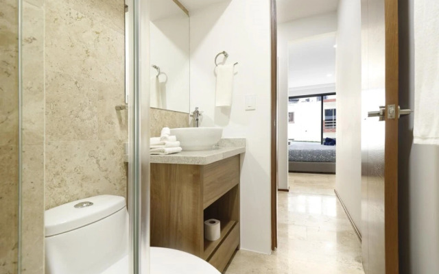 Cute Studio Downtown 5 Mins to the Beach