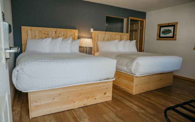 Golden Village Lodge