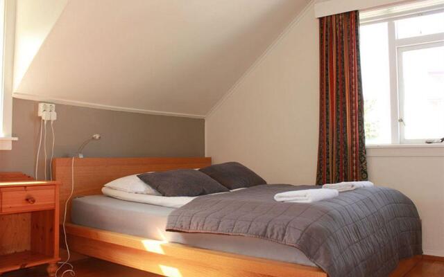 Bb 44 Guest House