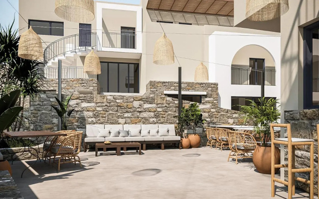 Nami Hotel & Suites