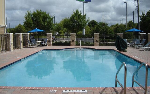 Holiday Inn Express Jacksonville East